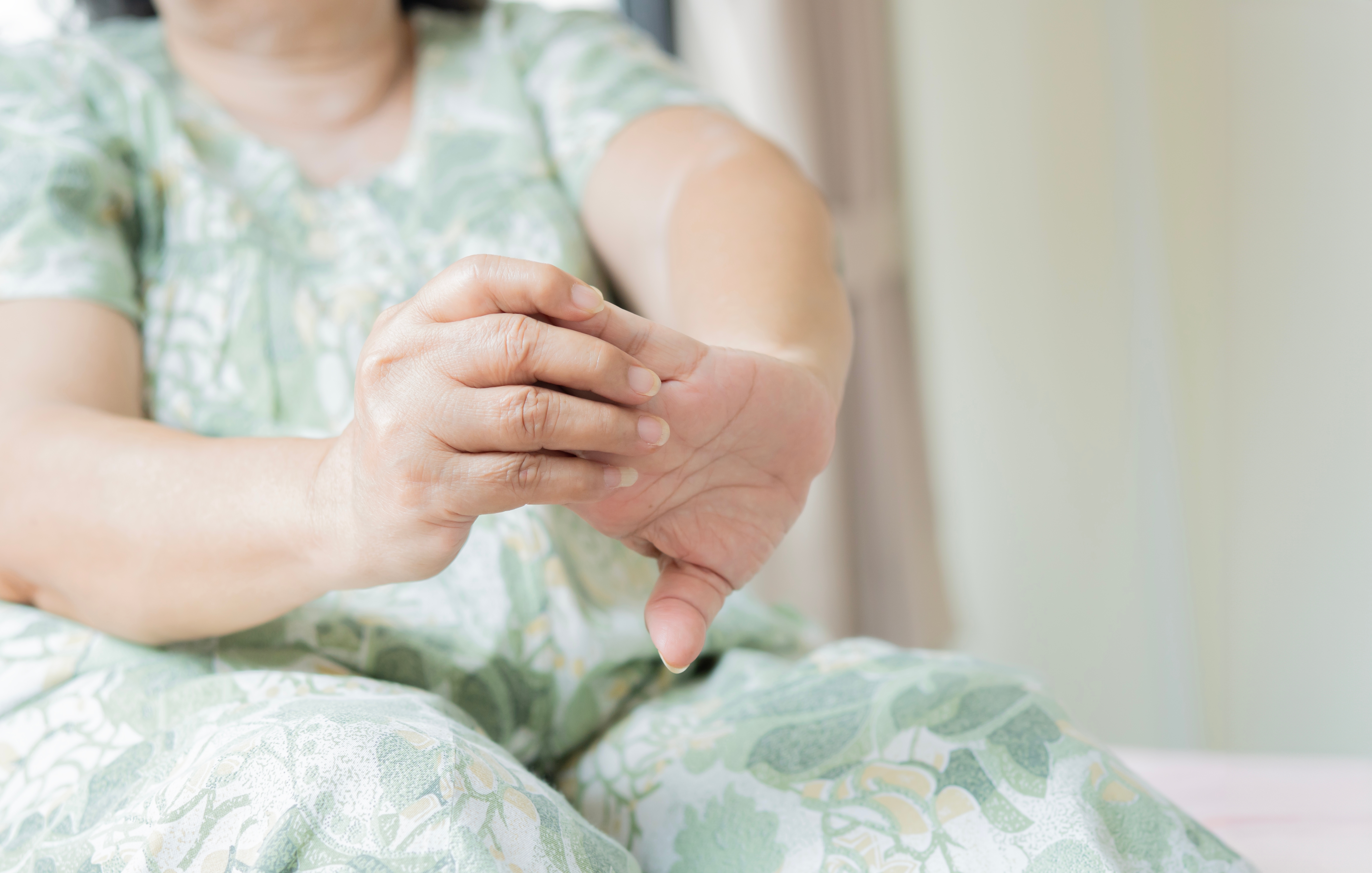 Moving with Rheumatoid Arthritis: How Relative Motion Orthoses Support Hand Function  